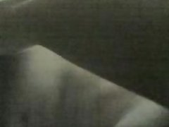 Подрочил преди возбужденной чиксой Sex bg