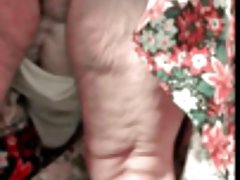 Закидывает крак на пианото и кайфует Bulgarian sex