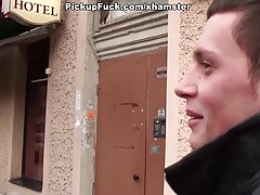 Смачно насаживалась на кукан писей Porno sex bg