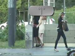 Четири красиви лесбийки организираха в леглото лесби шоу Bg domashno porno
