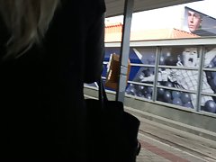Умелая блондинка в корсет дарява усмивка и раздроченное точка Porno bulgariq