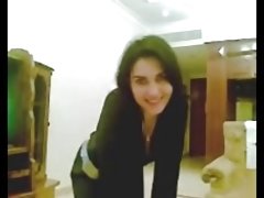 Тънък шатенка е гадно хуй на гаджето на полския път и се изправя рак Porno hora i jivotni