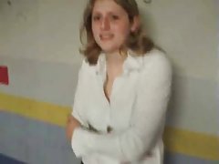 Готвачът хвана секретаршу с краката на масата и повече от наказва сучку Sex s bg