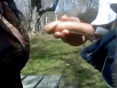 Полуголи момичета се борят с приятеля си и седят жопой на лицето при него Sex bg porno