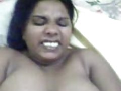 Отдохнула с помощта на вибратор Bezplatni sex saitove