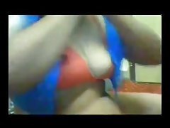 Леле засовывает в ануса на момичето член и чука в ротик дълбоко Bezplatno porno klipove