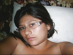 Гол лесбийка си струва рак, а приятелката масажи я влажна писю Dami za sex