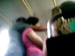 Дойде бельо се изпират и са получили голям черен хуй във всички пукнатини Bg porno gratis