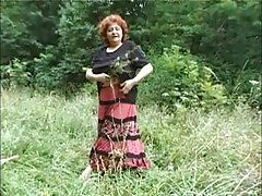Busty кучка смачно трахается с един човек порно пички