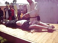 Свали недовольную сучку на улицата и се развеселил хуем в хотела Novo porno bg
