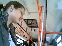Лесбийки триъгълник се бори за оргазми Balgarski porno
