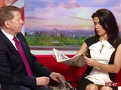 Гола брюнетка путка мастурбира Bezplatno rusko porno